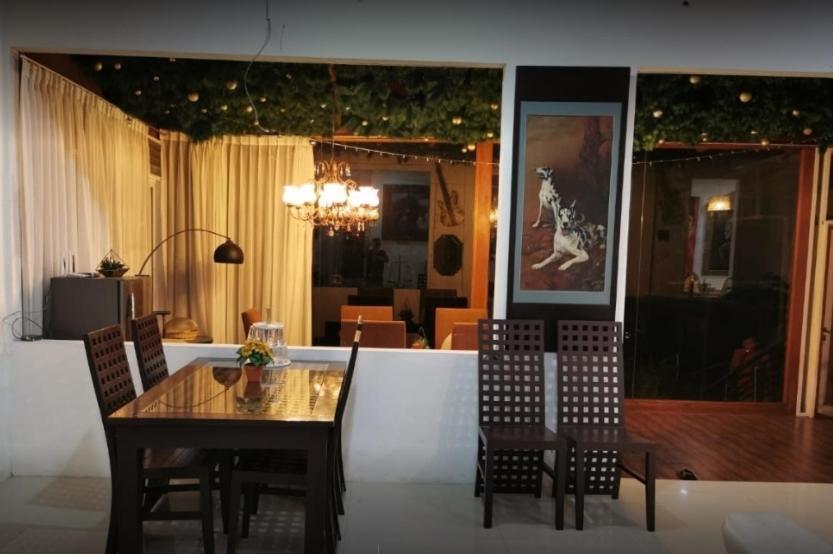 Villa Chacha At Macarena, Megamendung Exterior photo